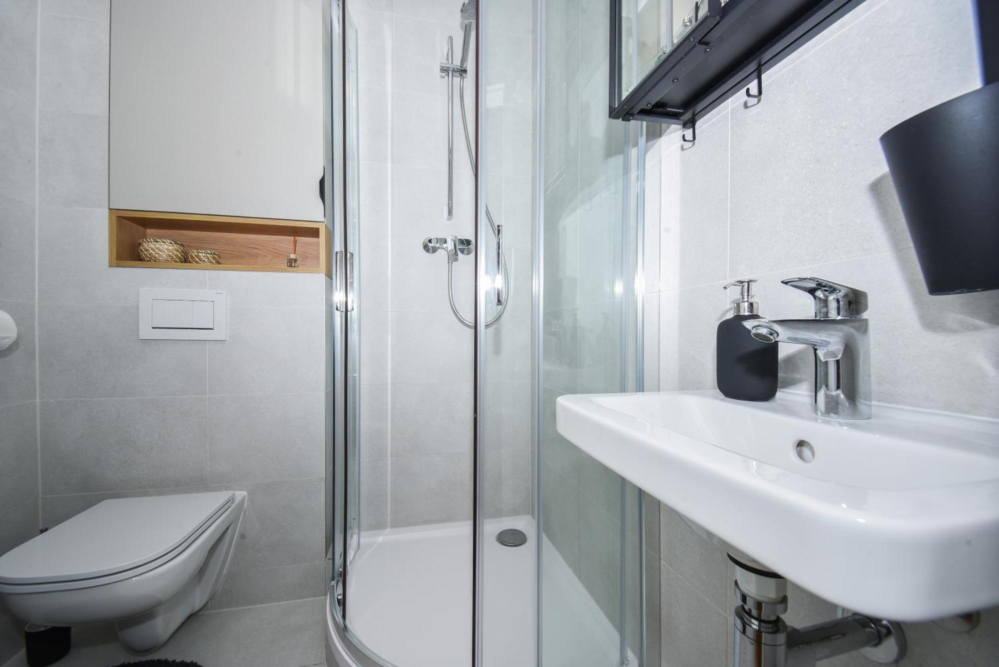 City Center Studio - Comfy & Modern Bratislava Exterior foto