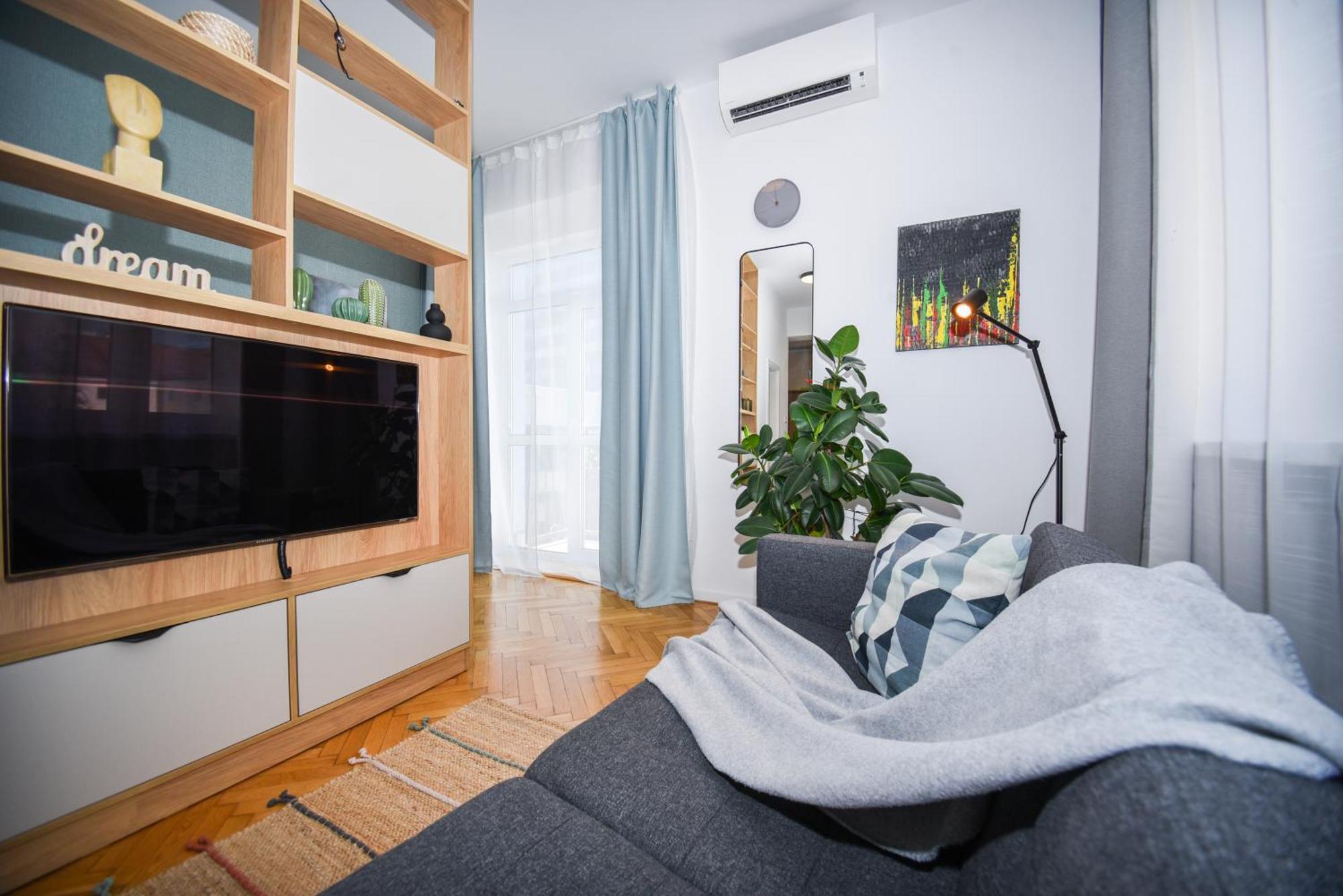 City Center Studio - Comfy & Modern Bratislava Exterior foto