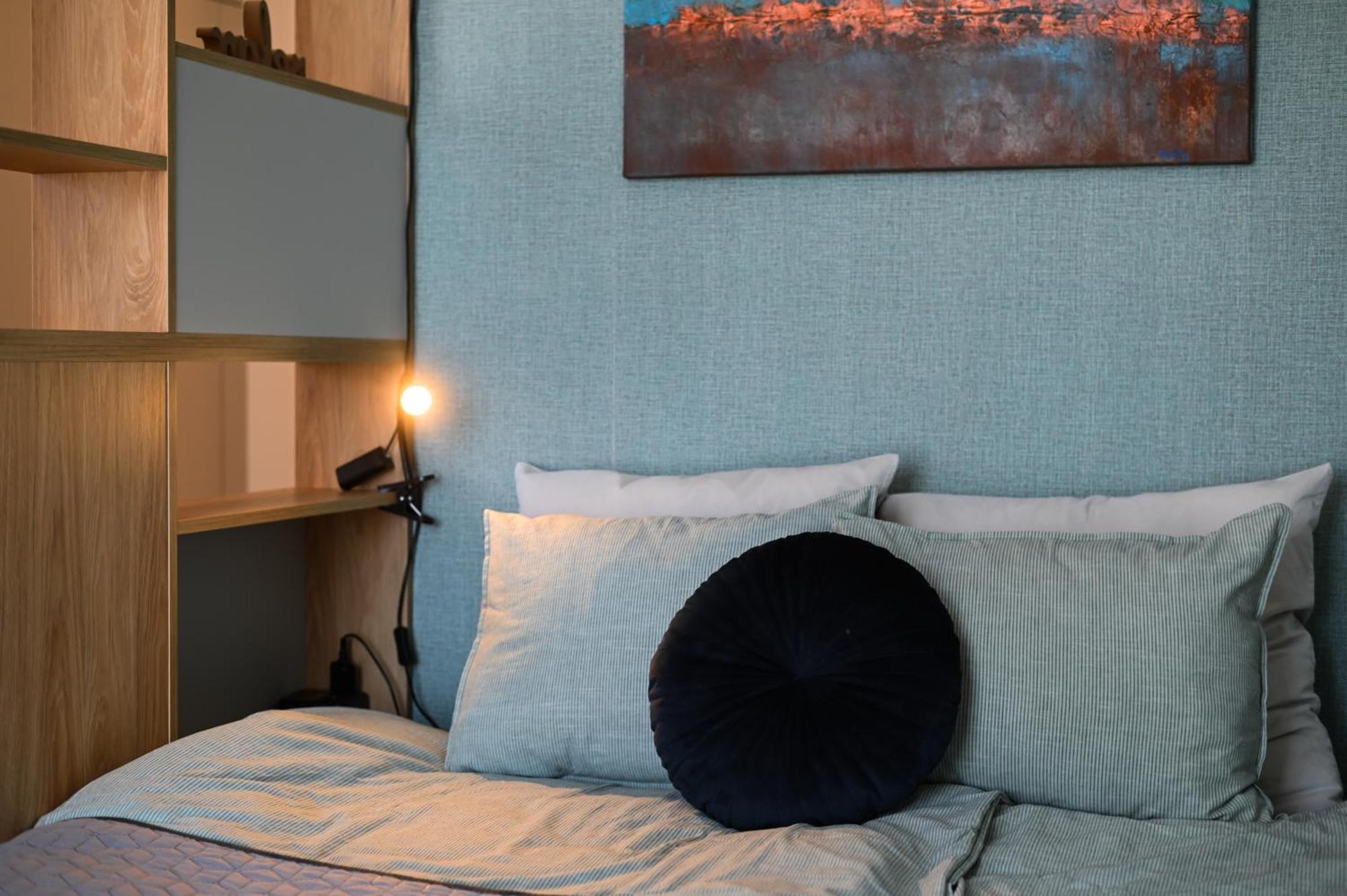 City Center Studio - Comfy & Modern Bratislava Exterior foto